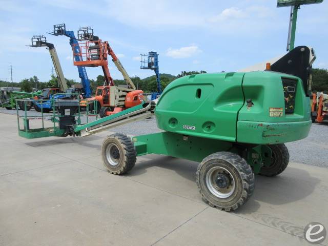 2014 JLG 400S