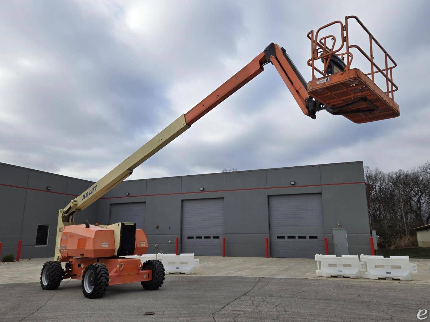 2015 JLG 800AJ