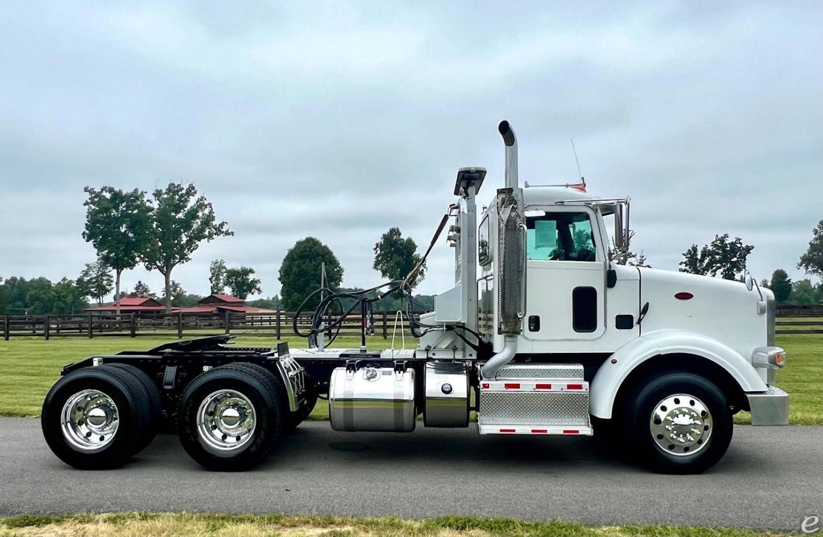 2015 Peterbilt 365