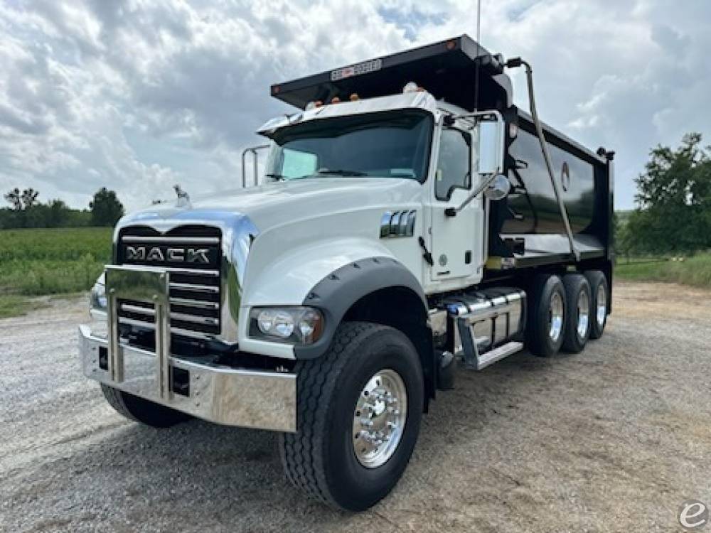 2023 Mack GRANITE 64FR