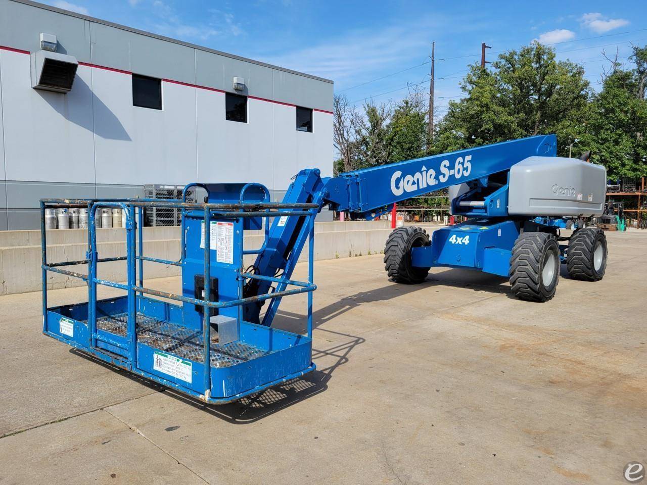 2011 Genie S65 Articulated Boom Boom Lift - 123Forklift