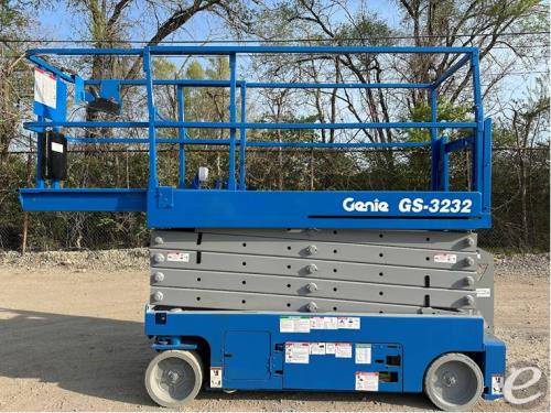 2015 Genie GS3232