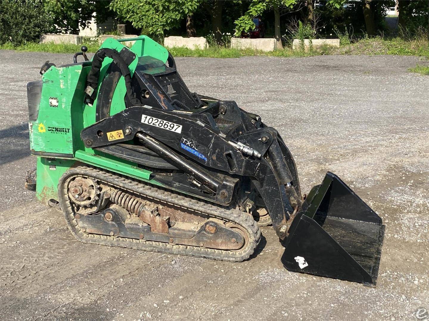 2016 Toro DINGO TX1000N