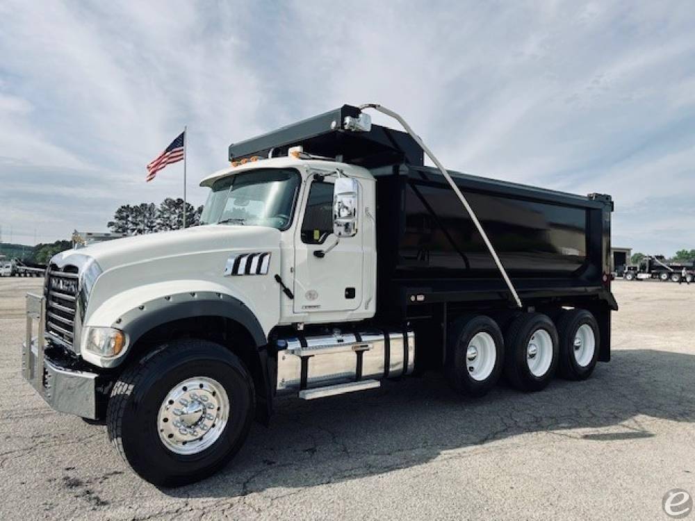 2021 Mack GRANITE 64FR