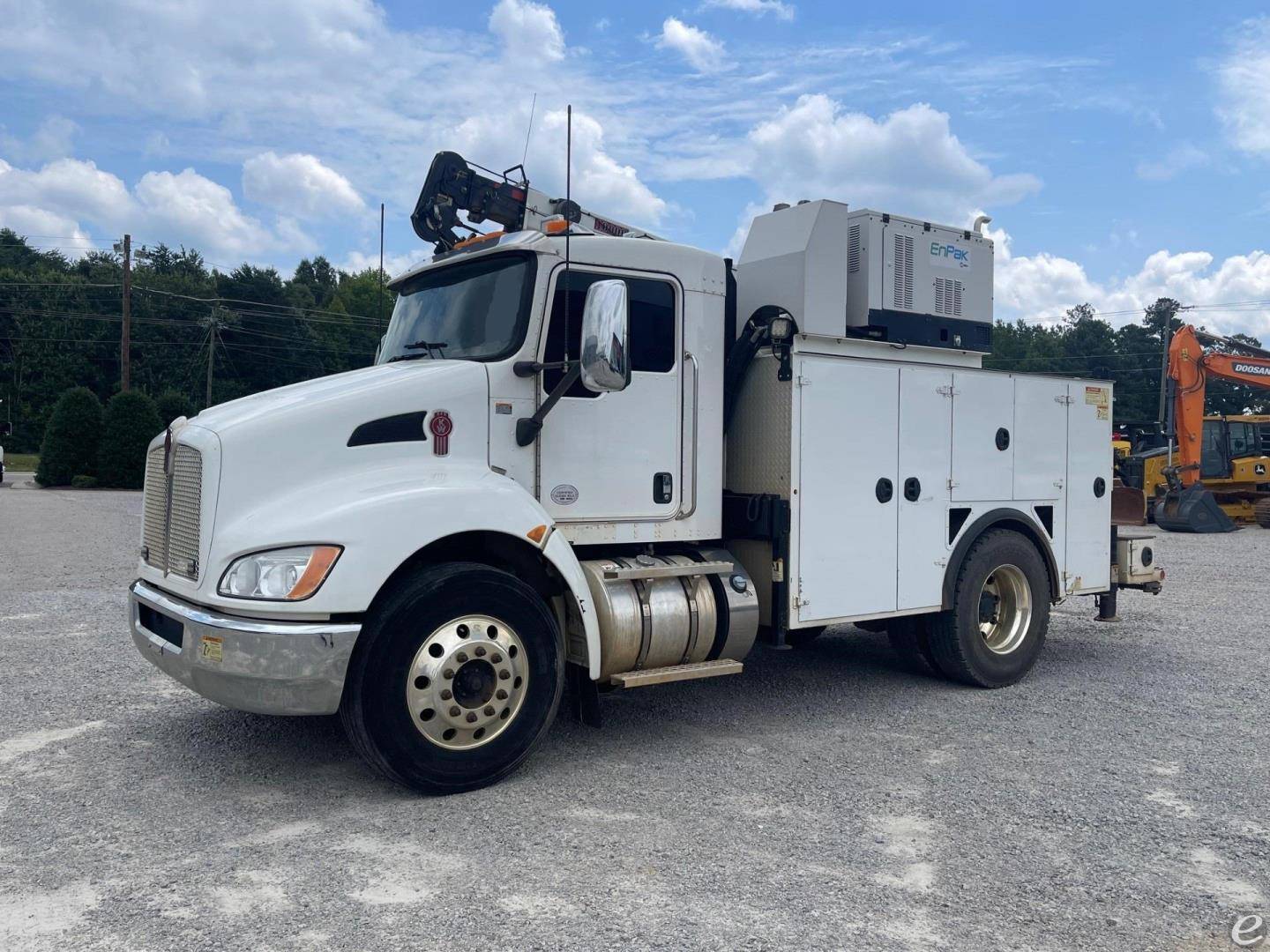 2017 Kenworth T270