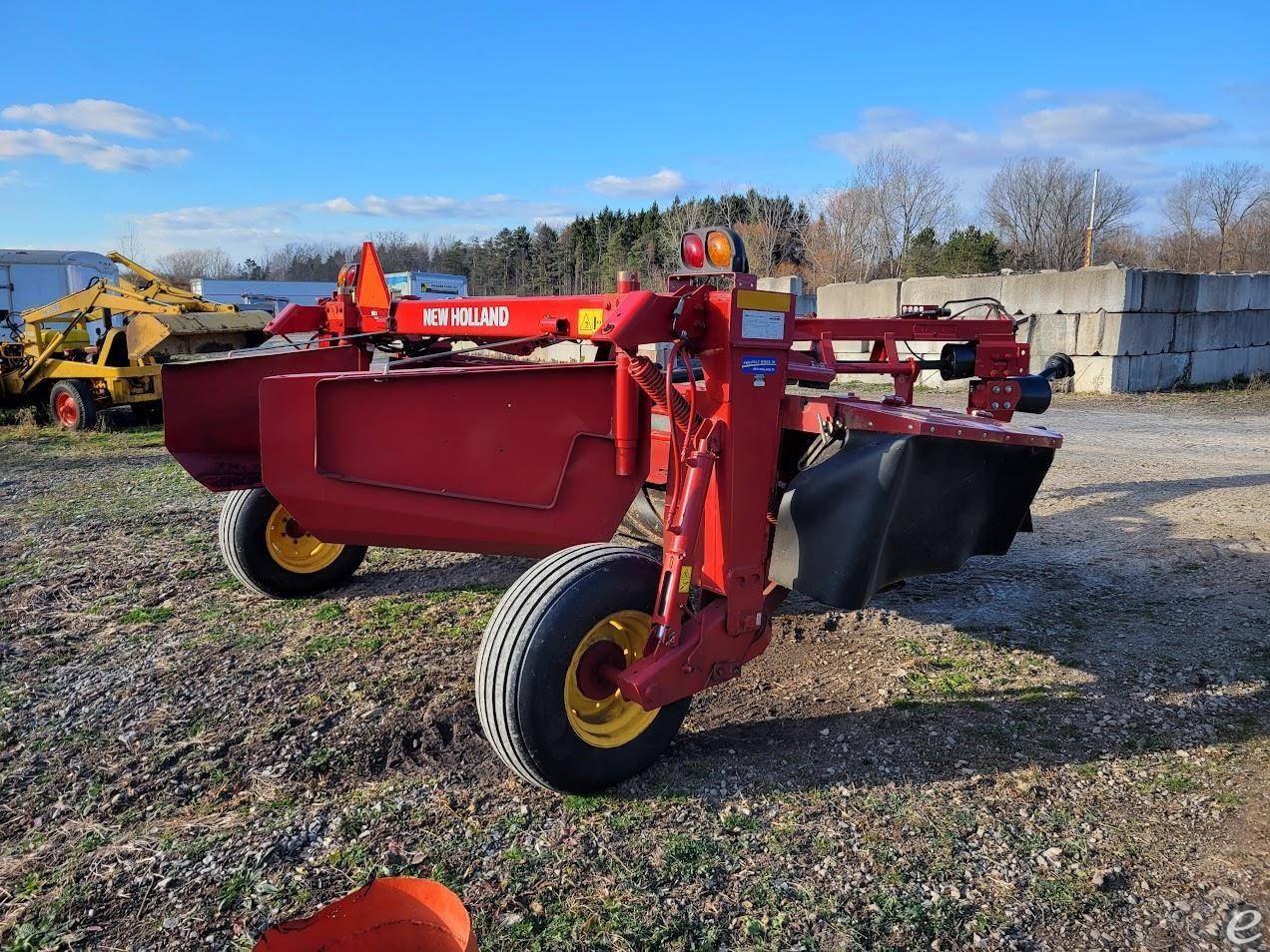 2019 New Holland 210