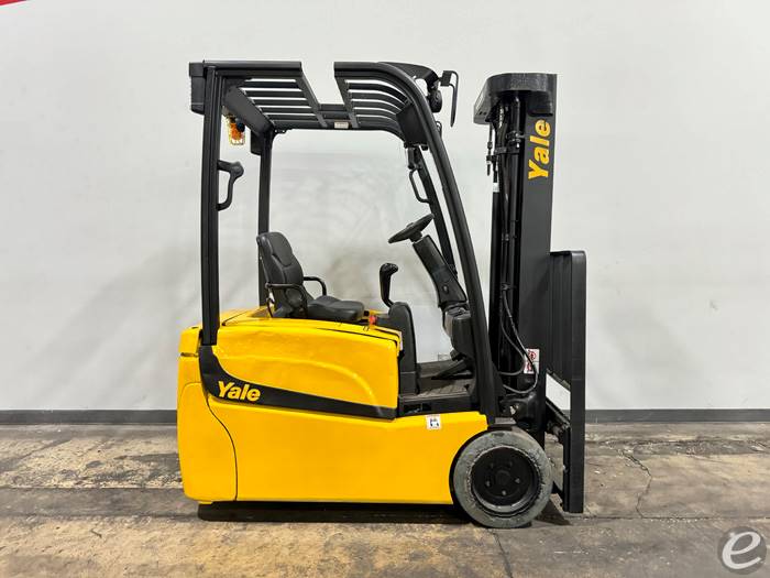 2018 Yale ERP040VT