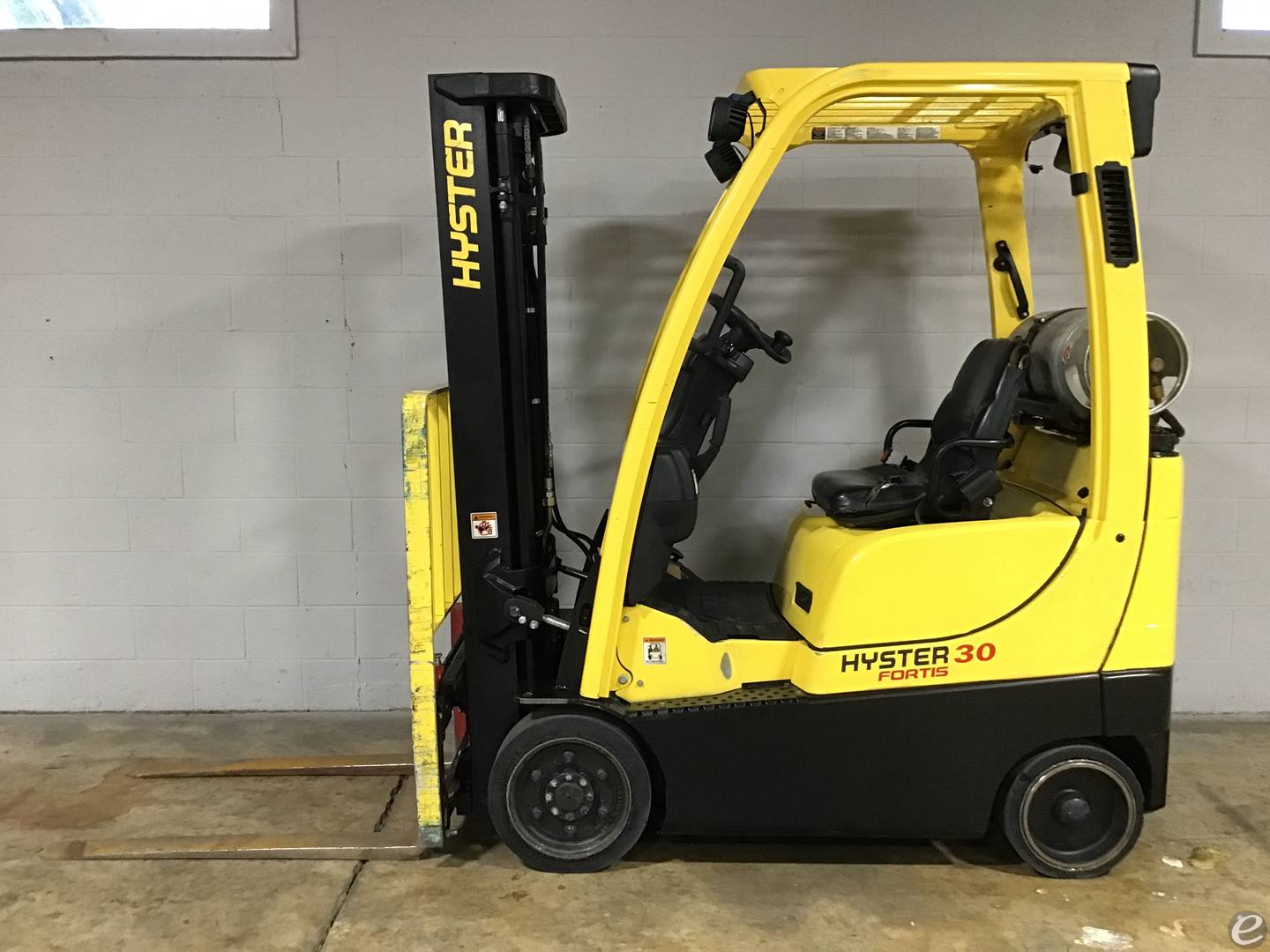 2015 Hyster S30FT