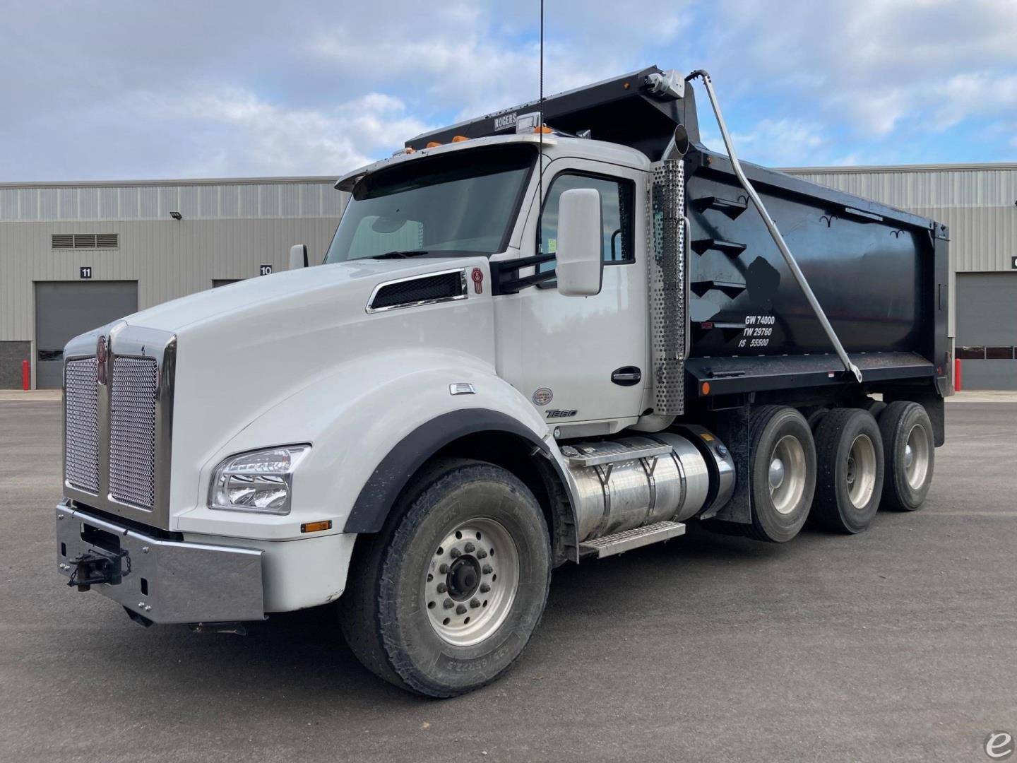 2021 Kenworth T880