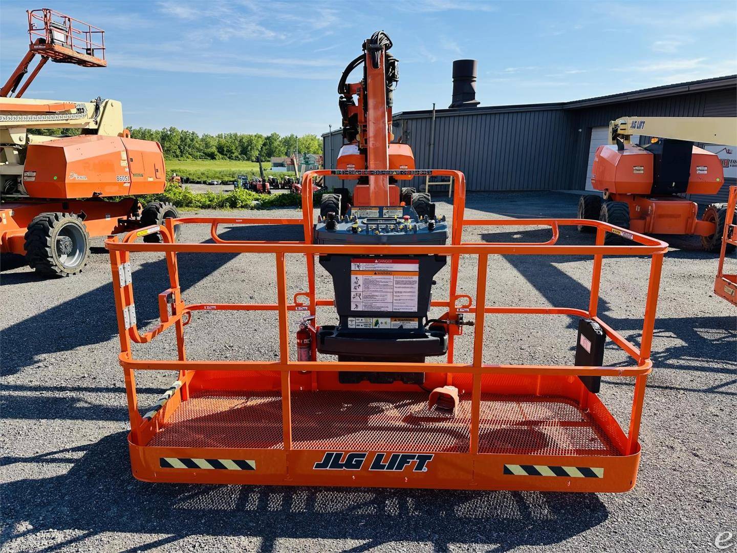 2012 JLG 1350SJP