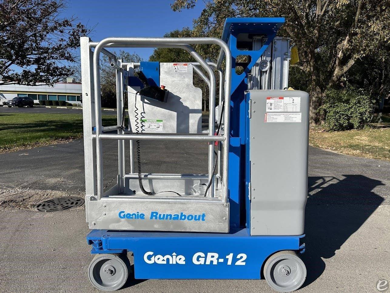 2016 Genie GR12