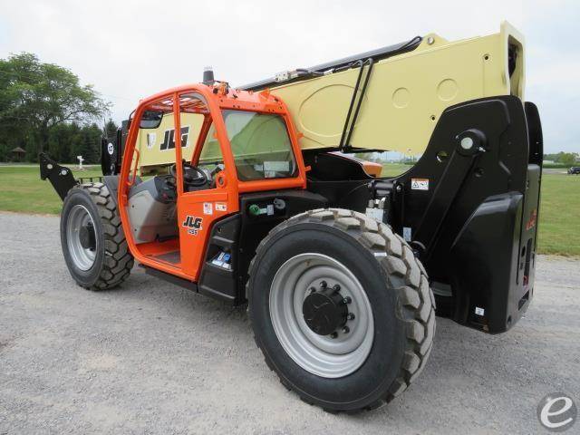 2024 JLG 1055