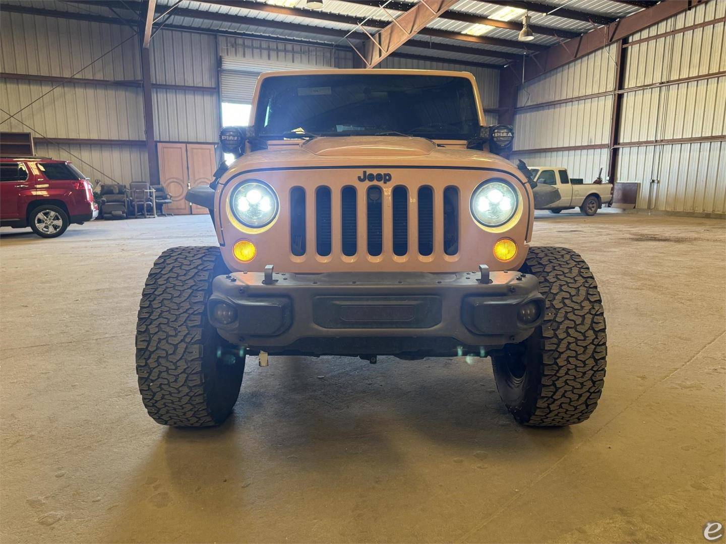 2014 WRANGLER UNLIMITED SAHARA