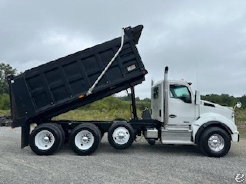 2020 Kenworth T880