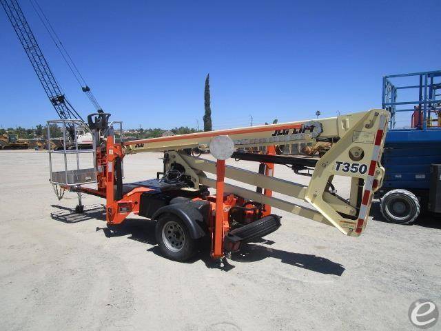 2018 JLG T350