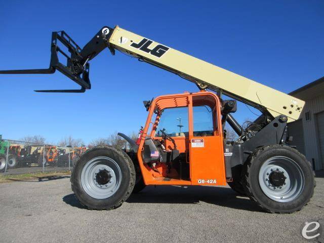 2015 JLG G6-42A