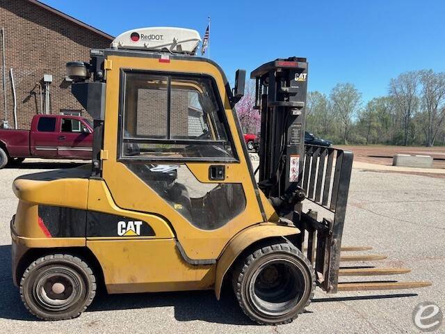 2017 Cat DP30N