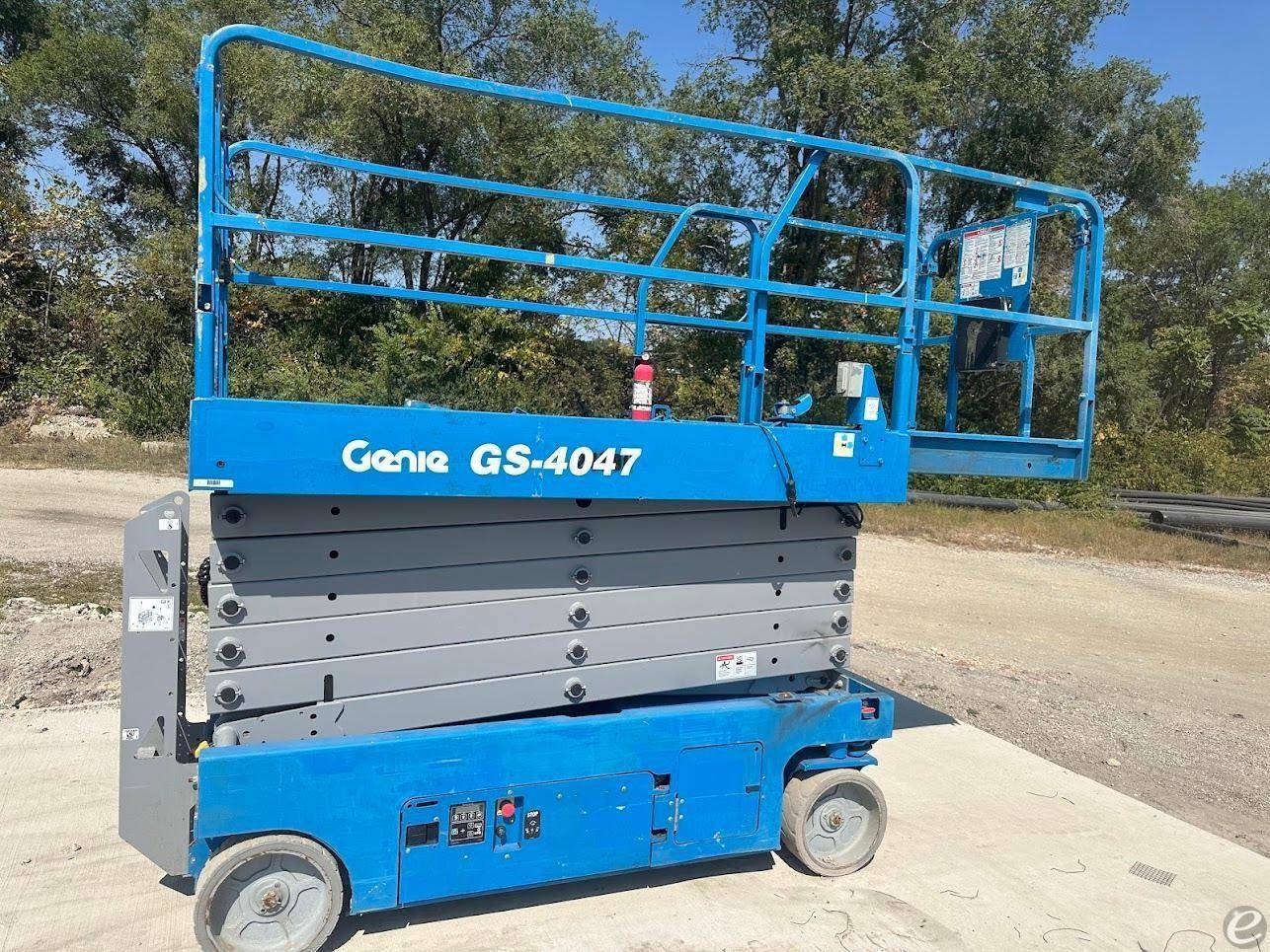 2017 Genie GS4047