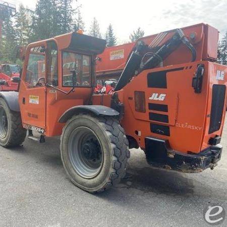 2019 JLG 10054