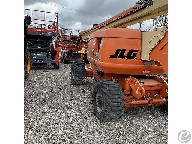 JLG 800AJ