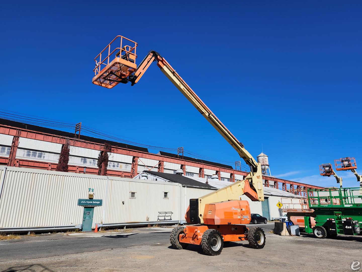 2017 JLG 800AJ