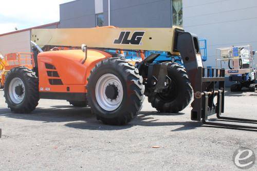 2015 JLG G6-42A