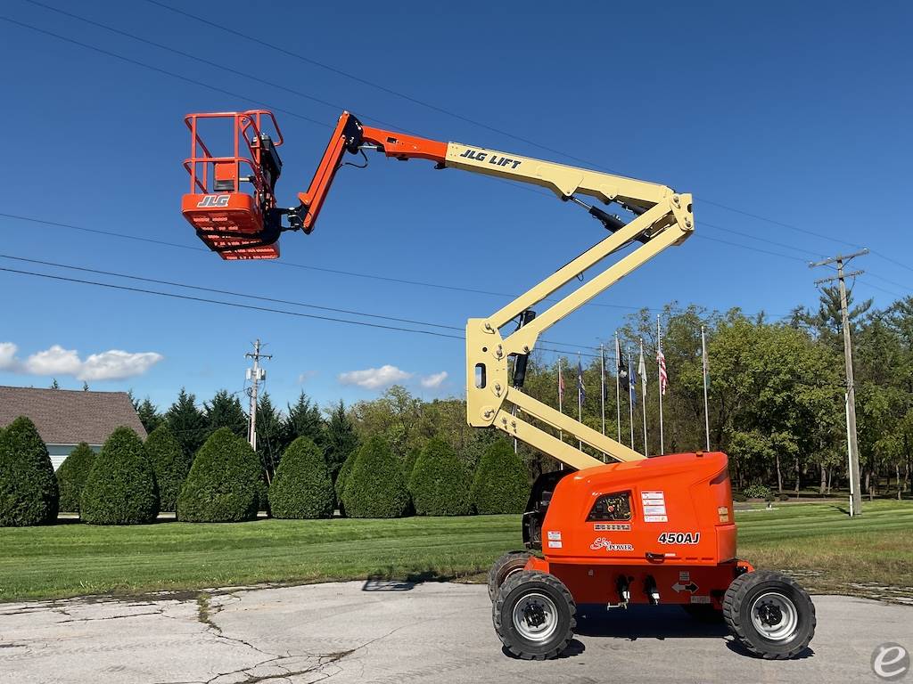 2015 JLG 450AJ