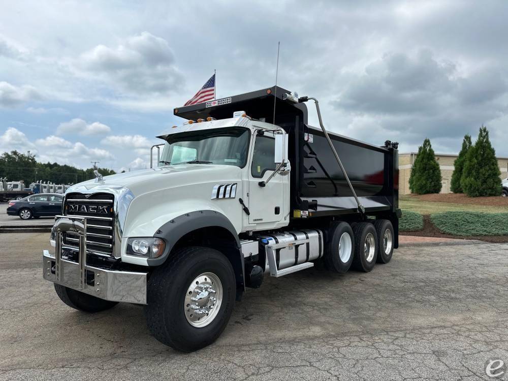 2024 Mack GRANITE 64FR