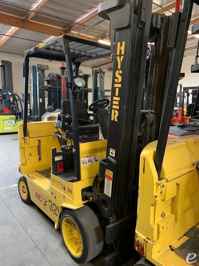 2010 Hyster E80Z