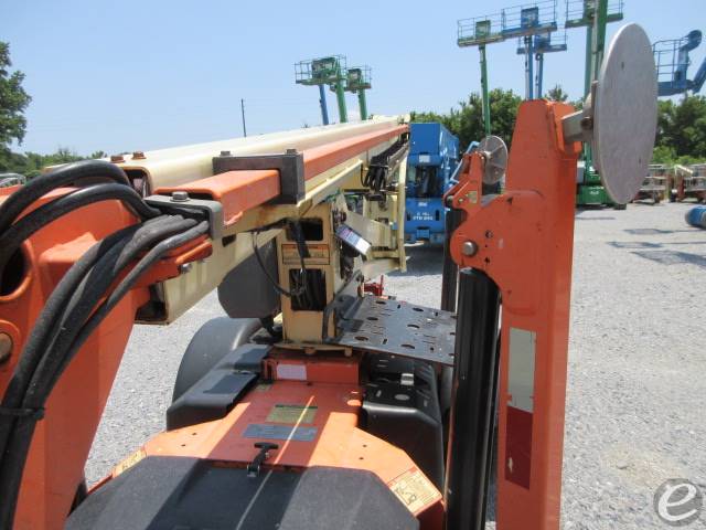 2016 JLG T350