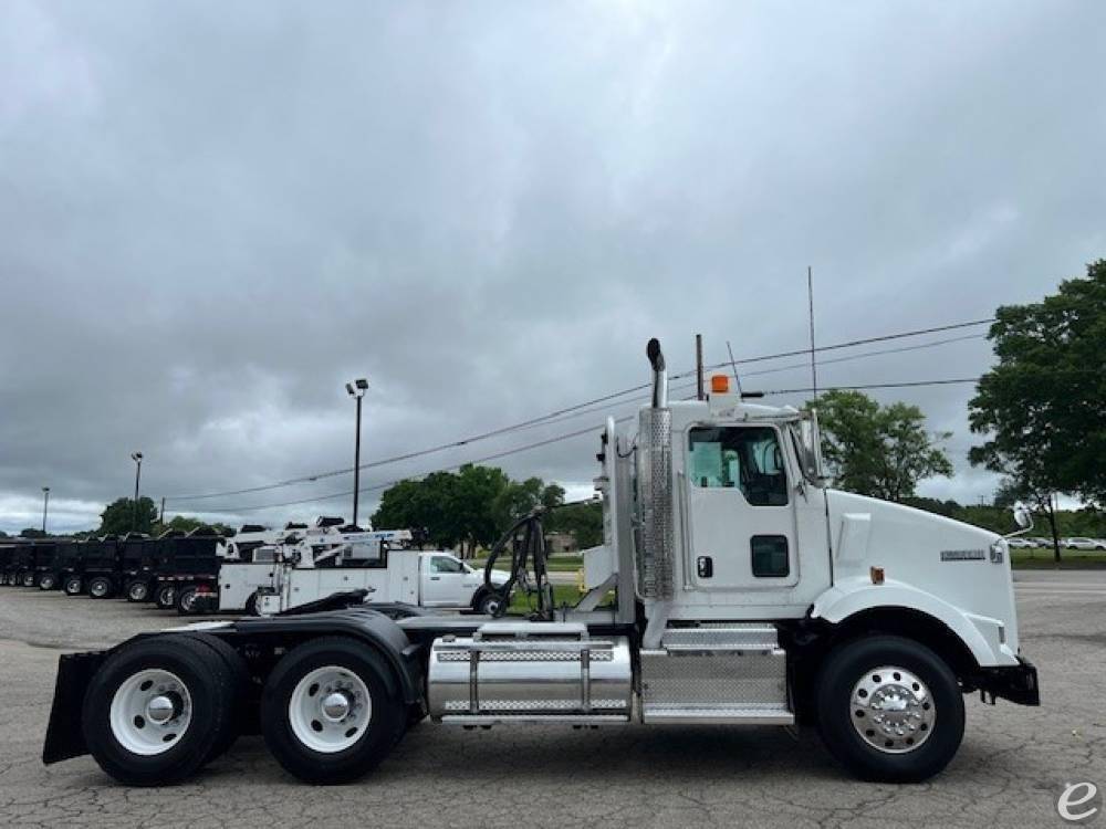 2012 Kenworth T800