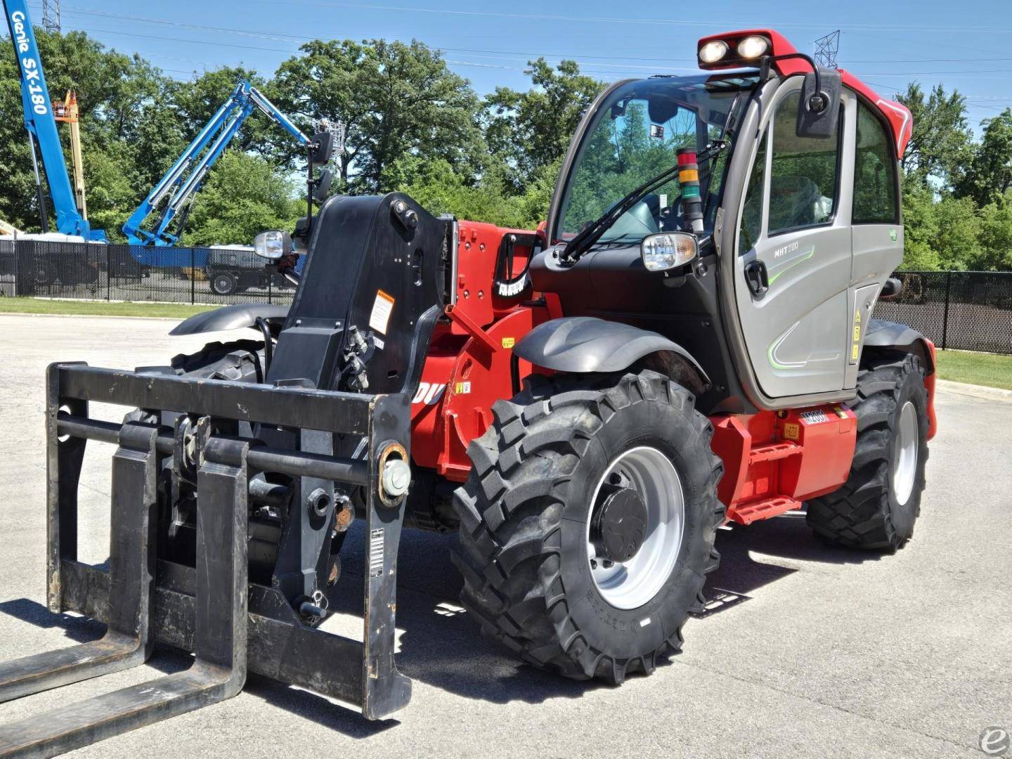 2021 Manitou MHT790