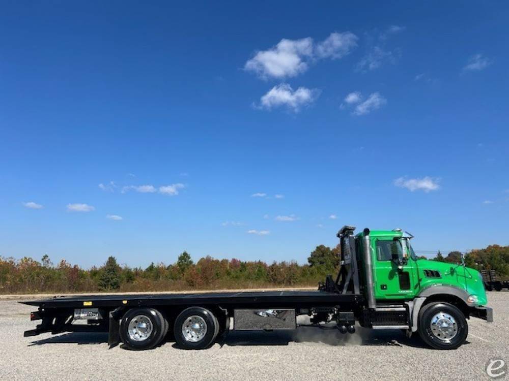 2014 Mack GRANITE GU533