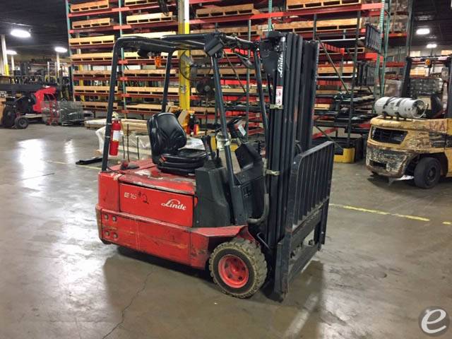 2005 Electric Linde E16-02 Electric 3 Wheel Sit Down