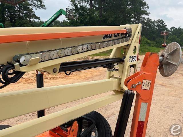 2018 JLG T350