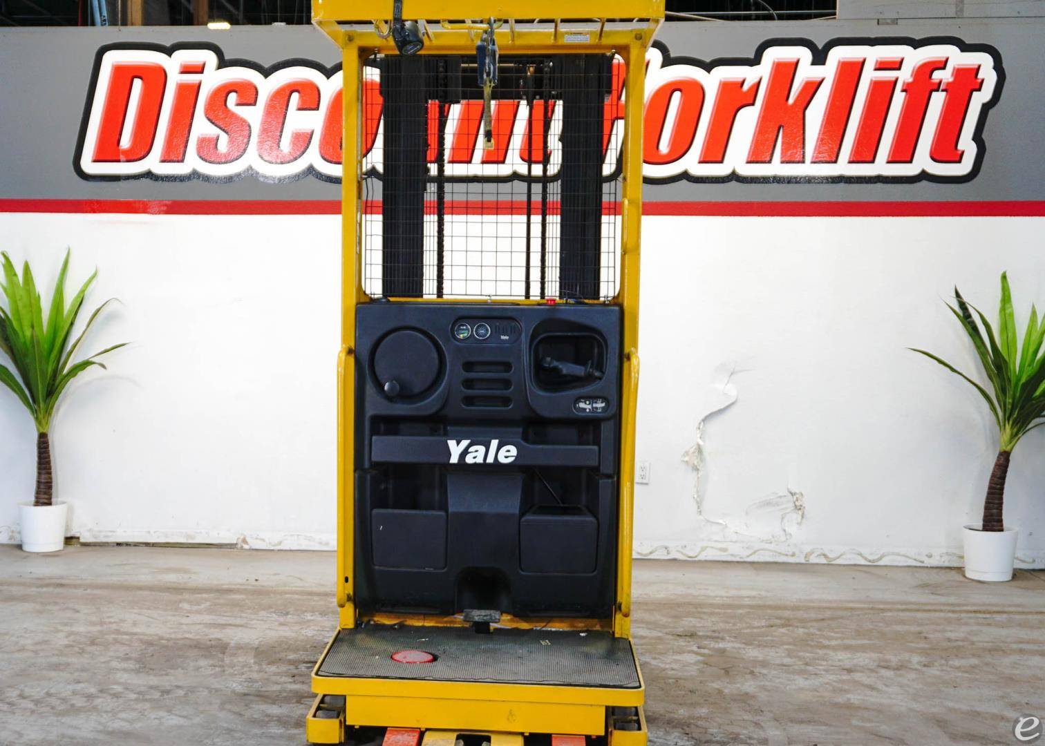 2011 Yale OS030ECN Electric Order Picker - 123Forklift