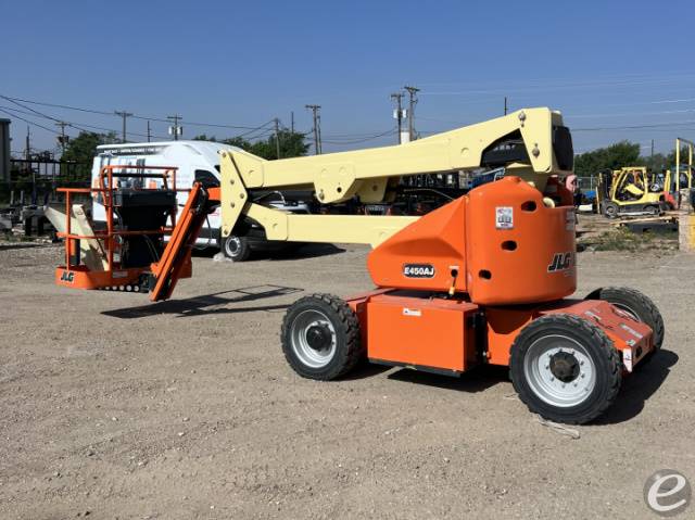 2019 JLG E450AJ