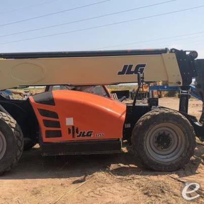 2018 JLG 1255