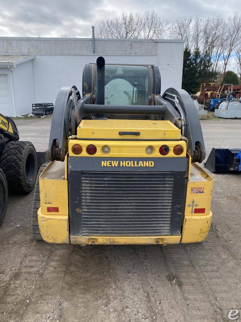 2019 New Holland C237