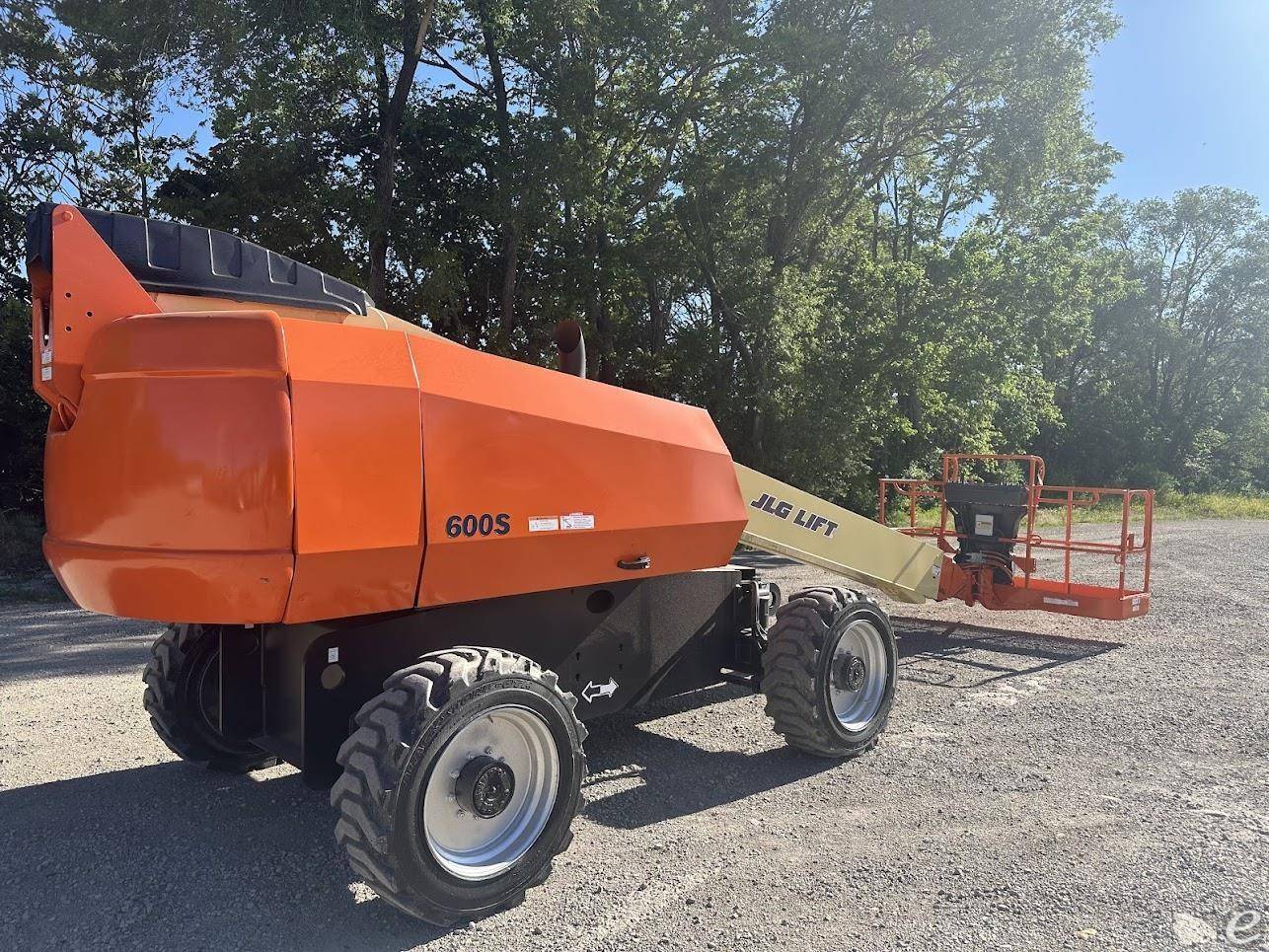 2015 JLG 600S