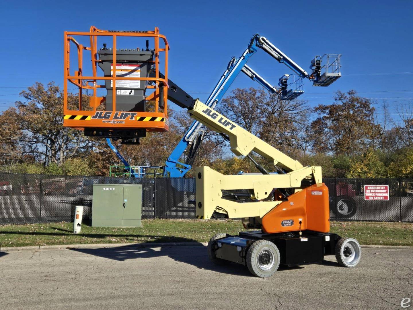 2016 JLG E400AJPN