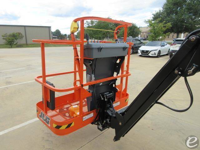 2024 JLG E450AJ