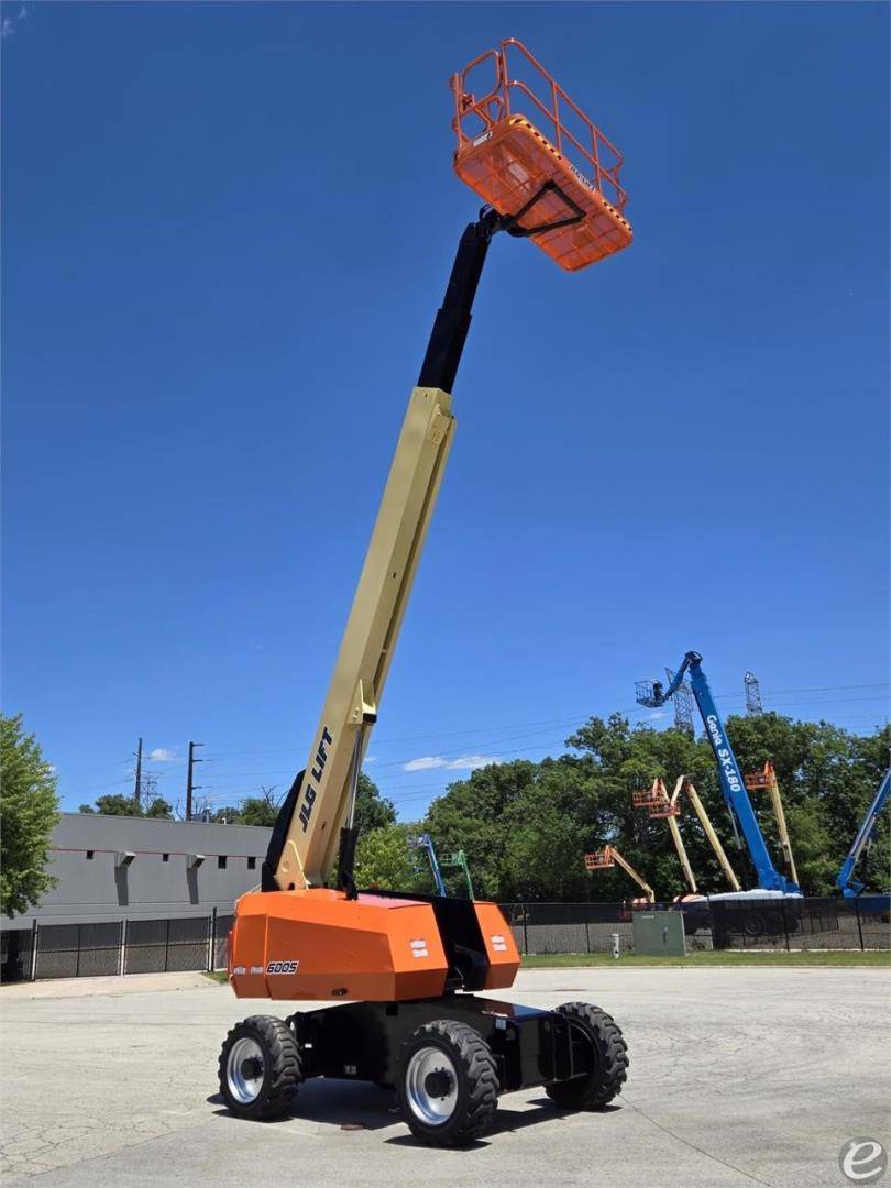 2013 JLG 600S