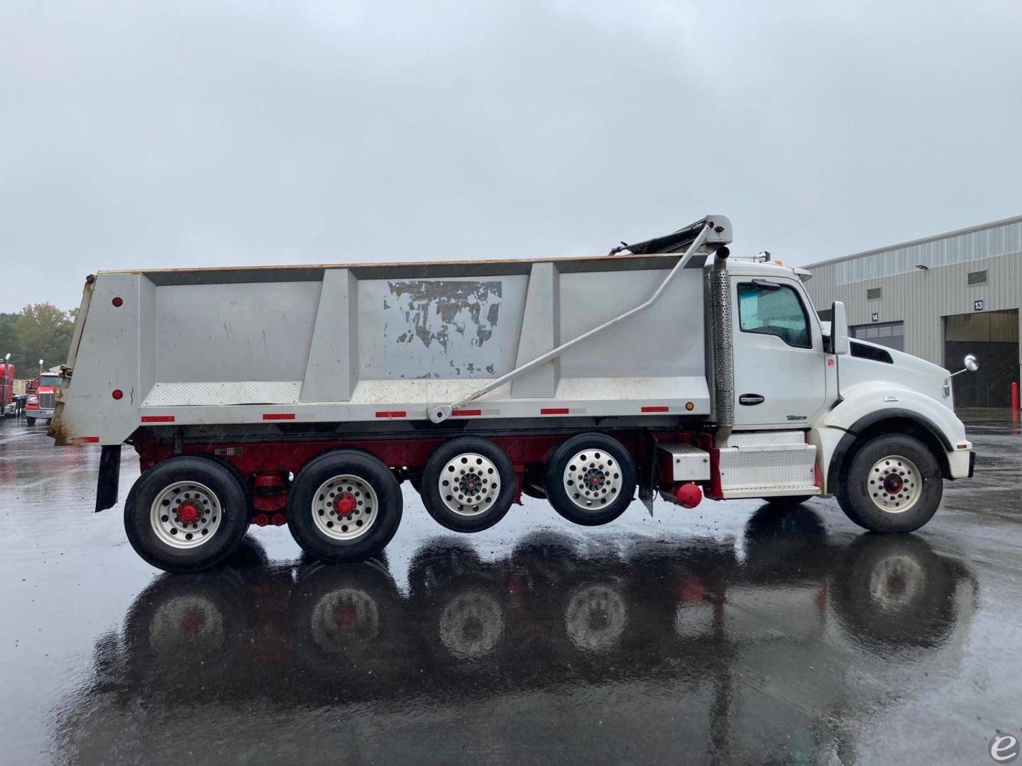 2017 Kenworth T880