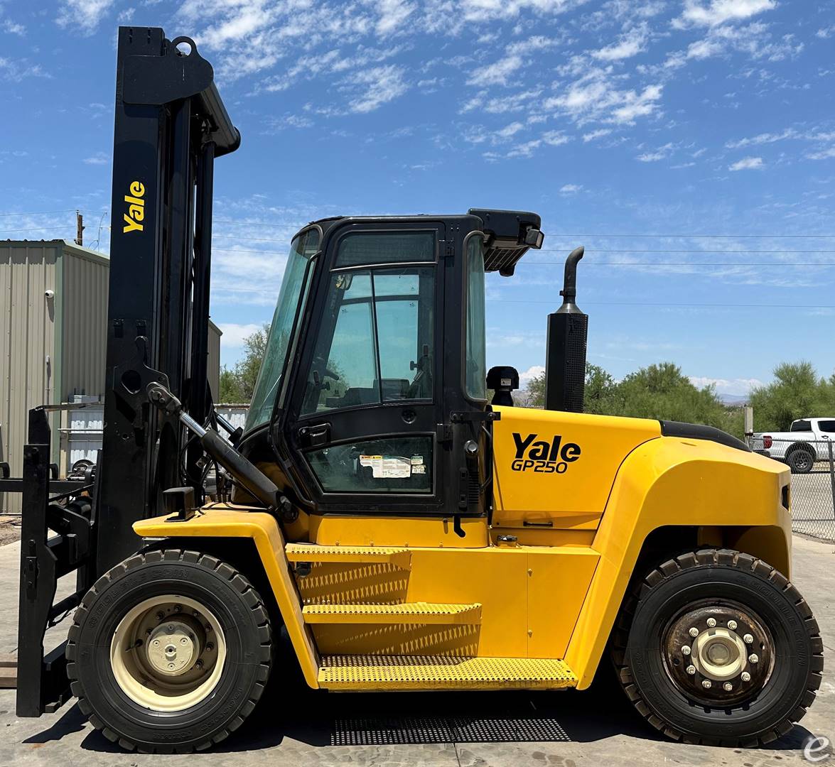 2014 Yale GDP250SCE