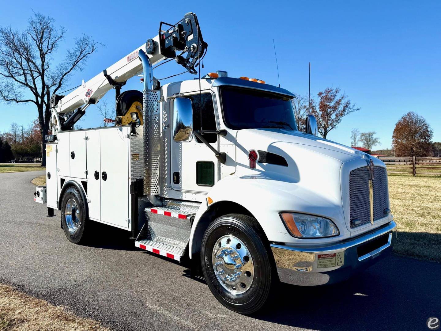 2017 Kenworth T270