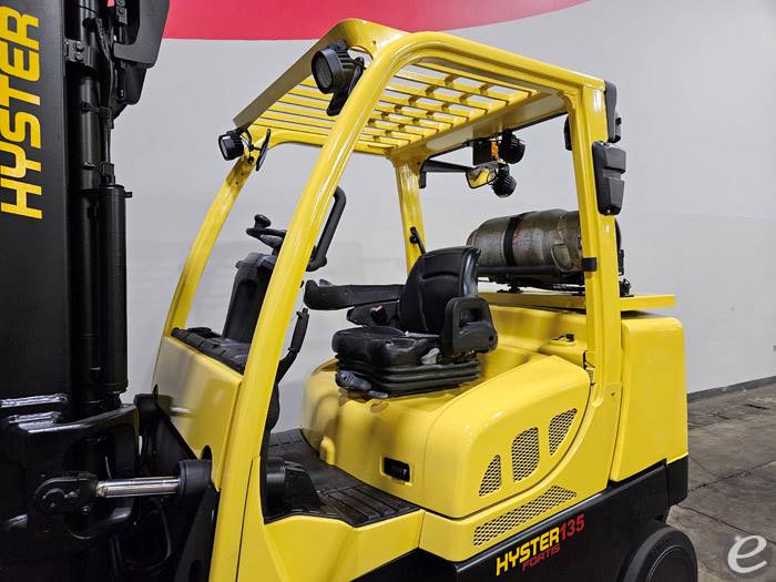 2016 Hyster S135FT