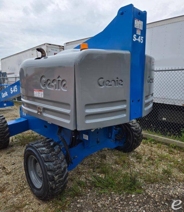 2015 Genie S45