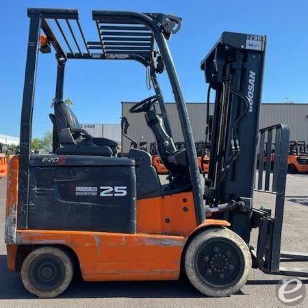 2011 Doosan BC25S-5