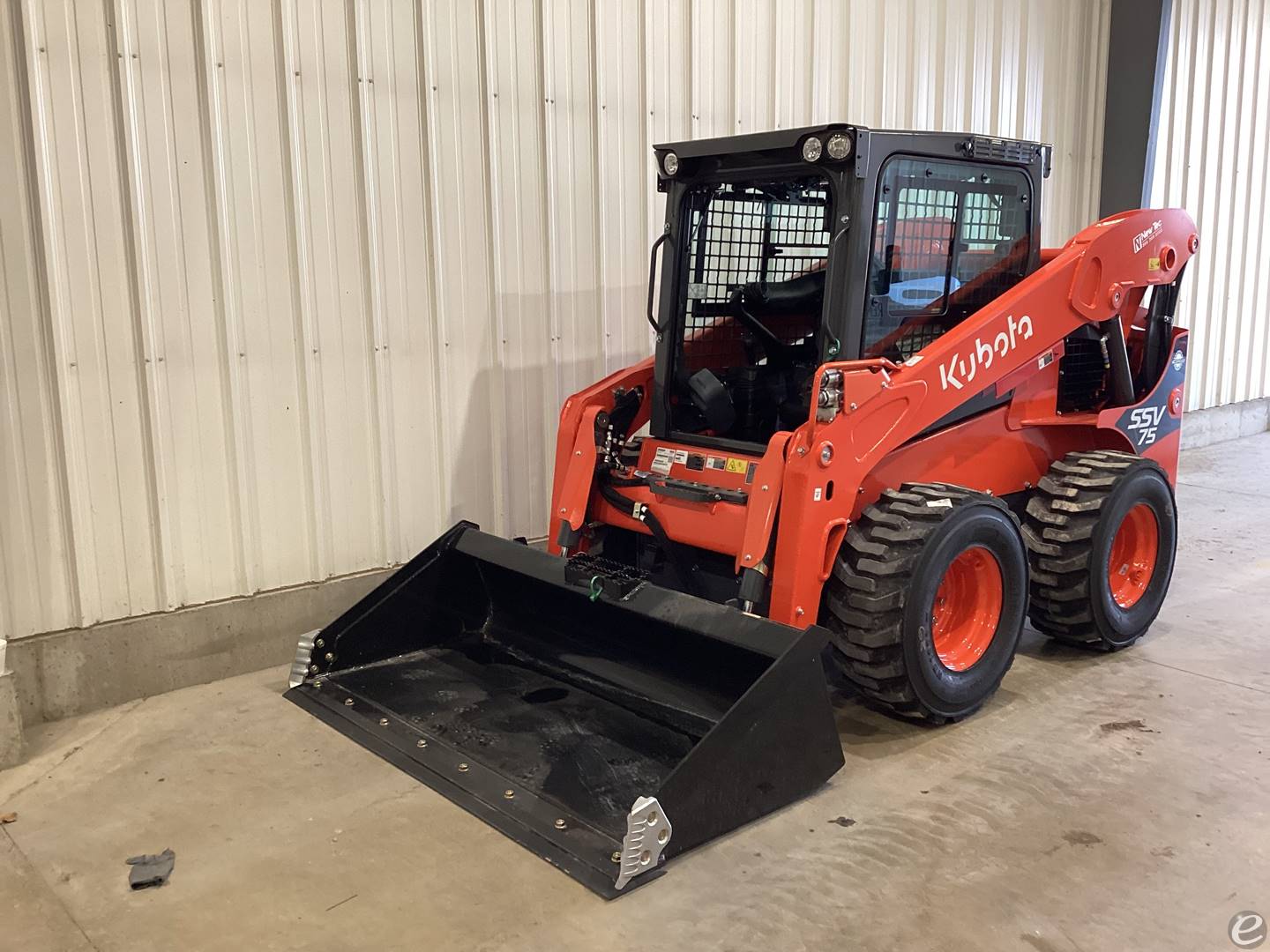 2024 Kubota SSV75HFC